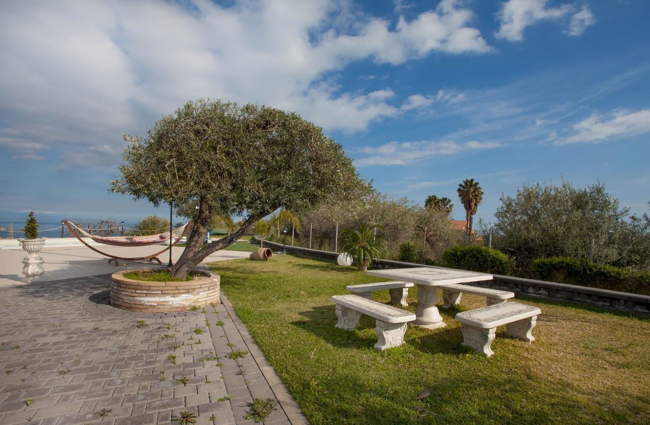 Da Campo Villa Giardini Naxos